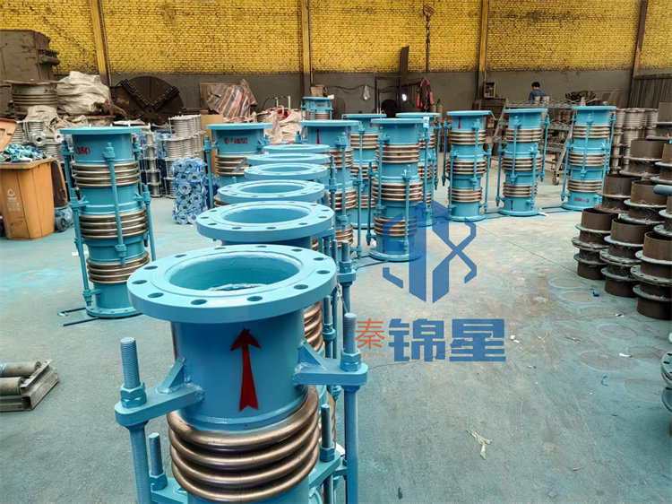 平衡压力补偿器